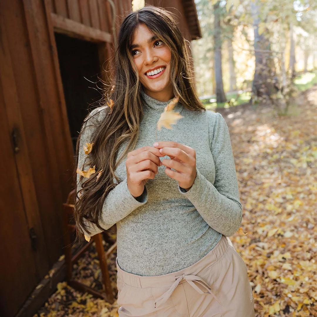 Tatum Turtleneck, Mint college soft