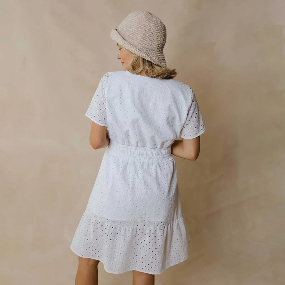 Tea Party Dress, White moist feel