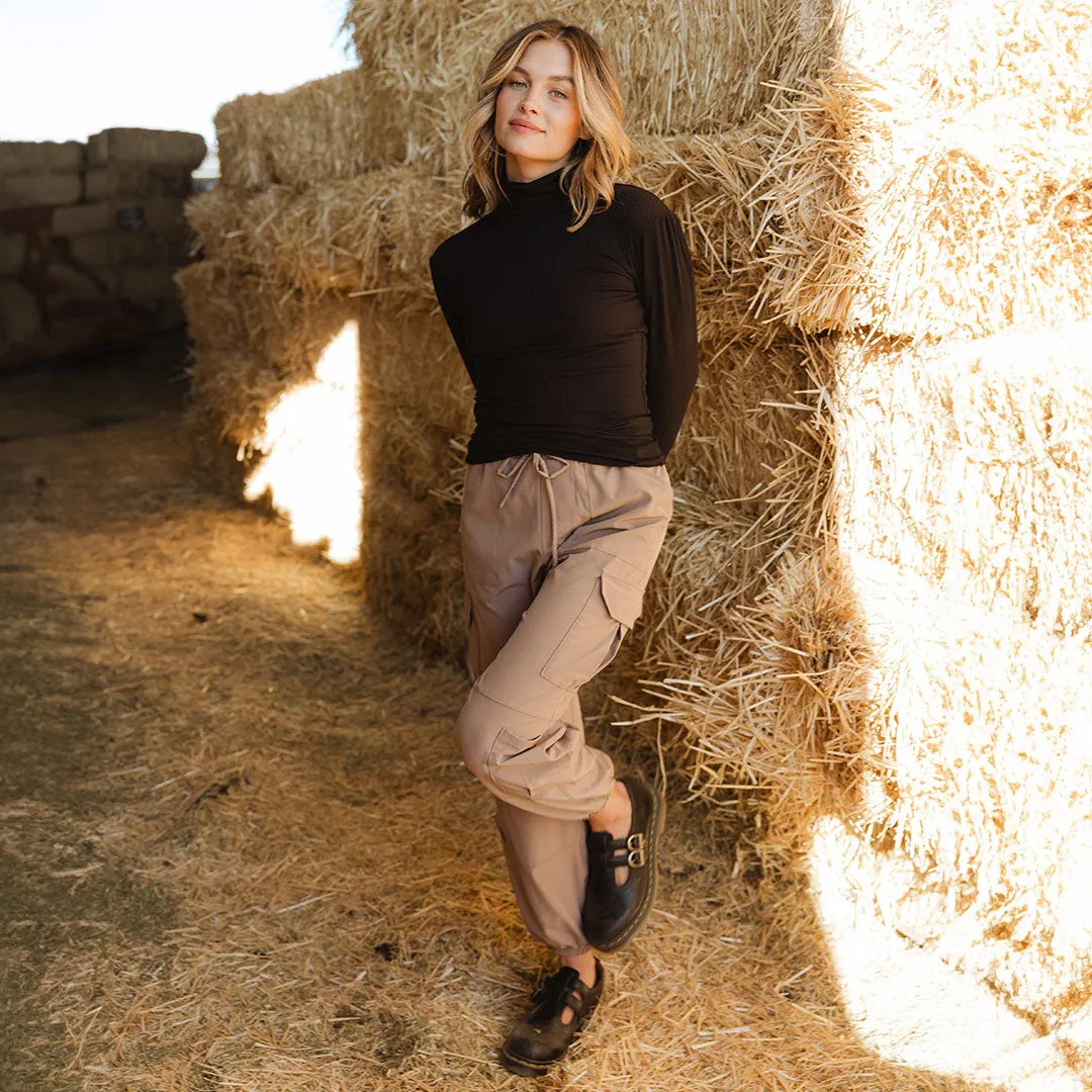 Tessa Long Sleeve, Black urban clean