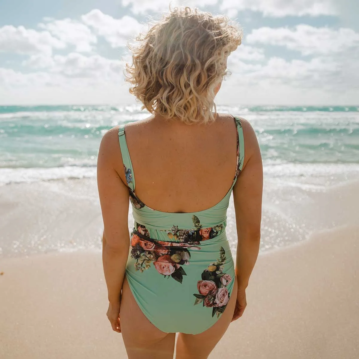 The Duchess One-Piece, Rose Mint wire free