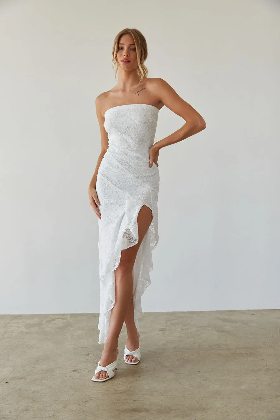 Vivienne Lace Ruffle Maxi Dress london wind