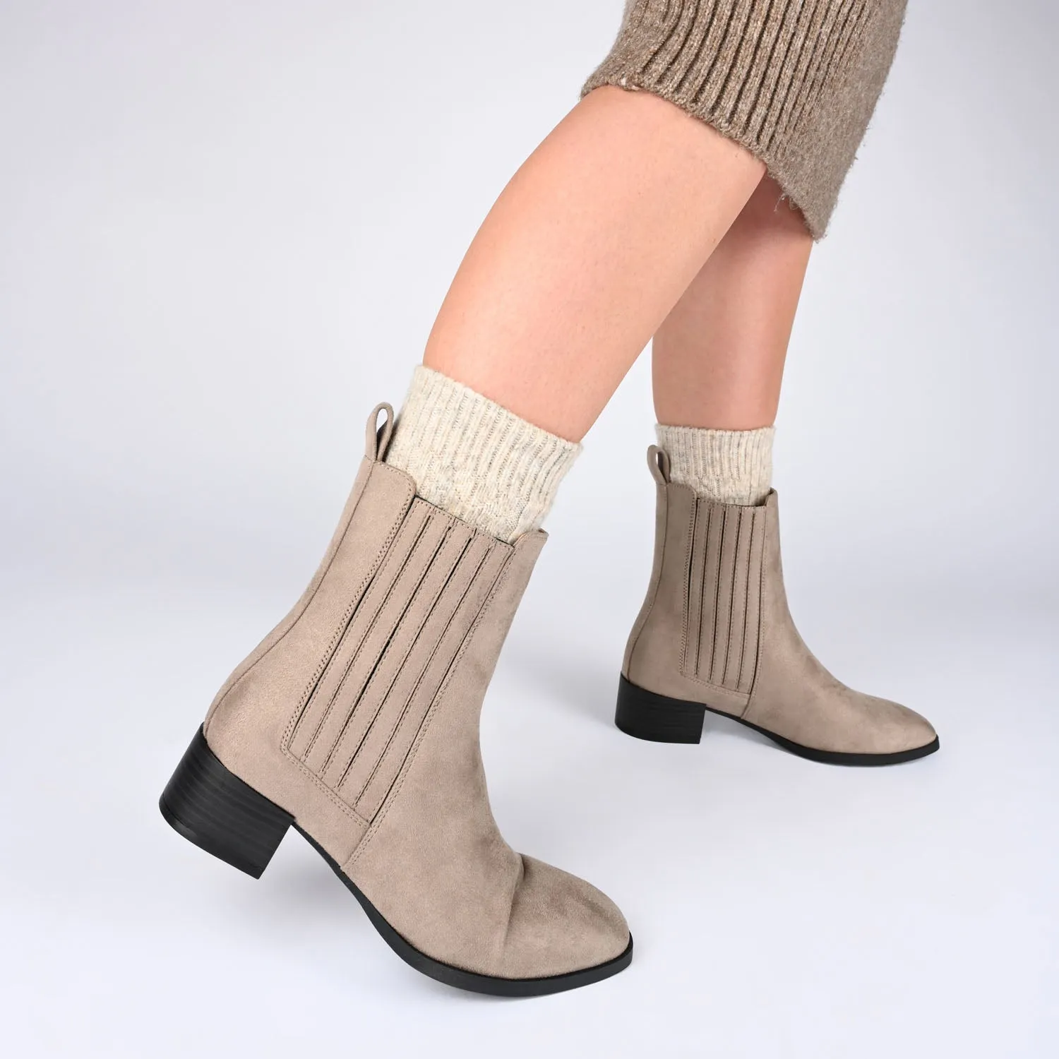 WRENLEY CHELSEA BOOTIES IN FAUX SUEDE wind block