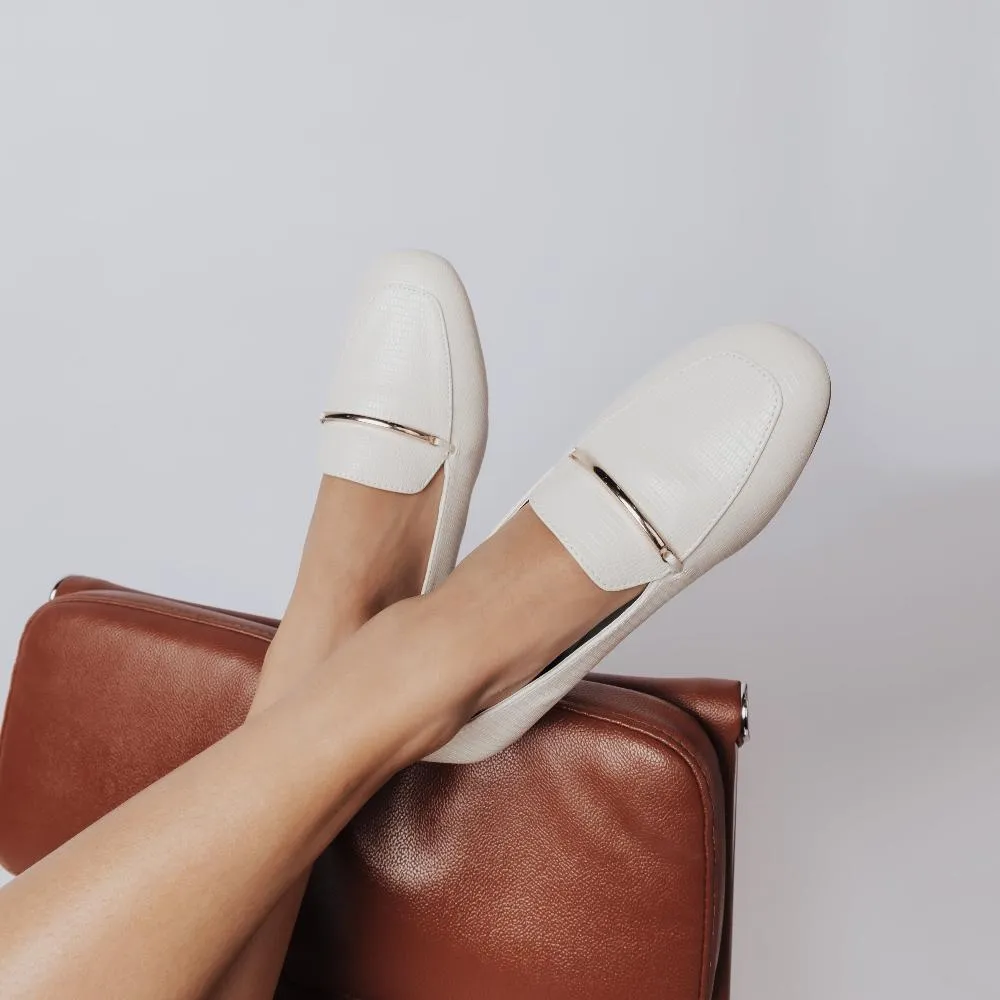 WRENN LOAFER FLATS IN FAUX LEATHER summer cool